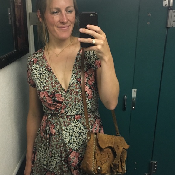 Meet your Posher, Lauren - Picture 6 of 8